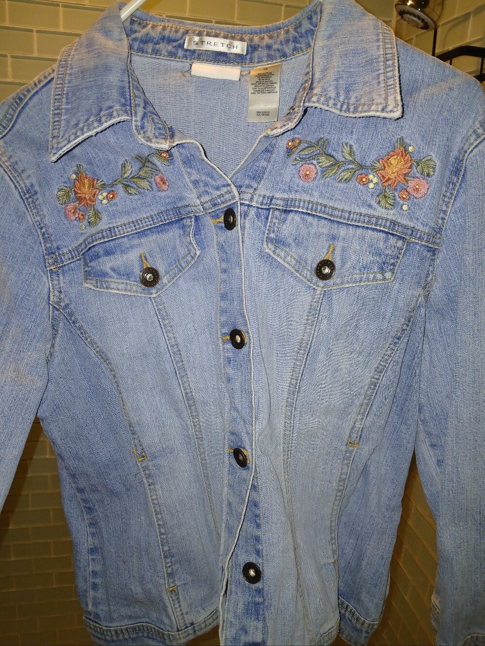 Axcess Flower Embrodered Jean Jacket Sz 12